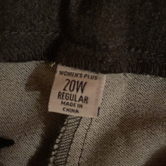 NWT  women, Croft &  Barrow  the effortless stretch pants.  Boot cut - Picture 6 of 7